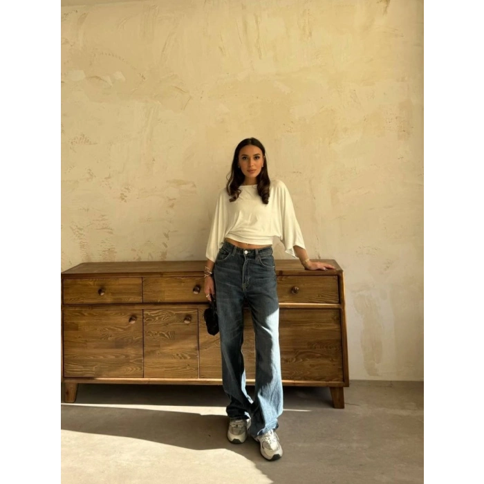 Kadın Kayık Yaka Yarasa Kol Dökümlü Kısa Bluz