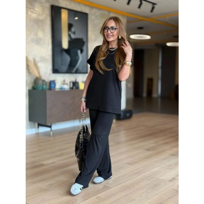 Kadın Kısa Kollu Bisiklet Yaka Viskon Iki Iplik Bluz Ve Pantolon Ikili Takım