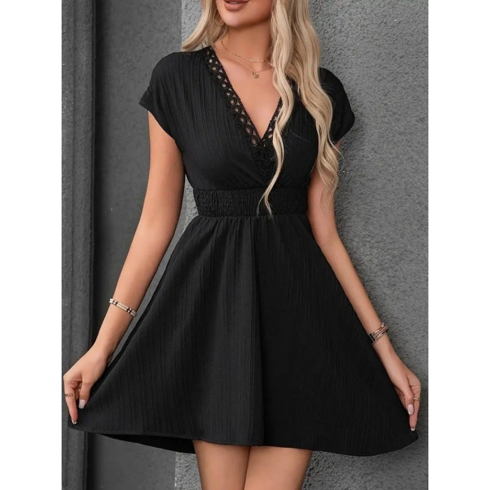 Kadın Kısa Kollu Kruvaze Yakalı Beli Lastikli Bürümcük Elbise