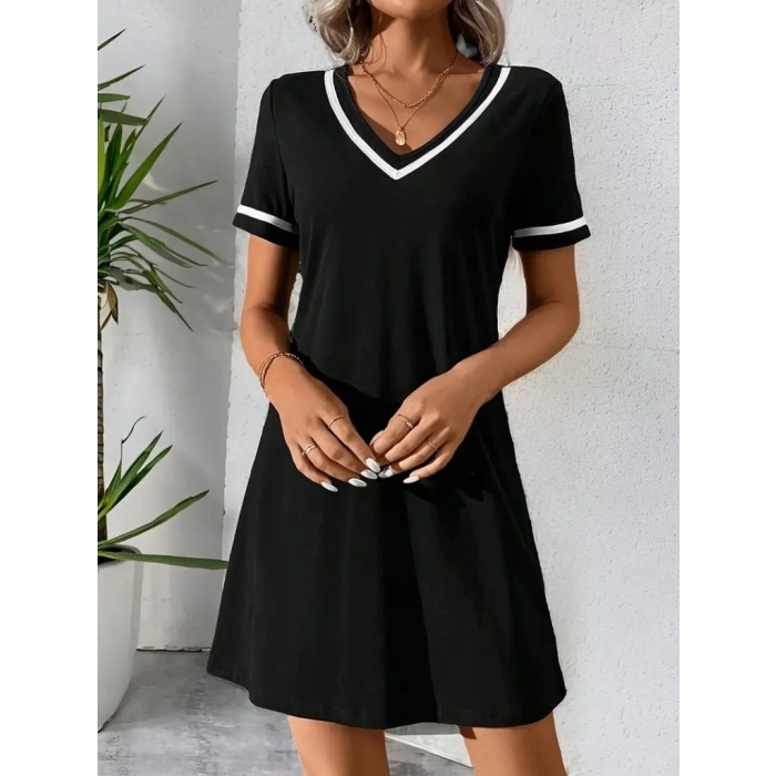 Kadın Kısa Kollu V çizgili Yakalı Kısa Viskon Elbise