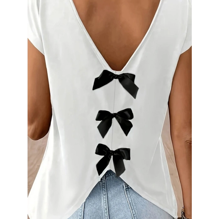 Kadın Kısa Kollu V Yakalı Arkadan Kurdele Detaylı Viskon Bluz