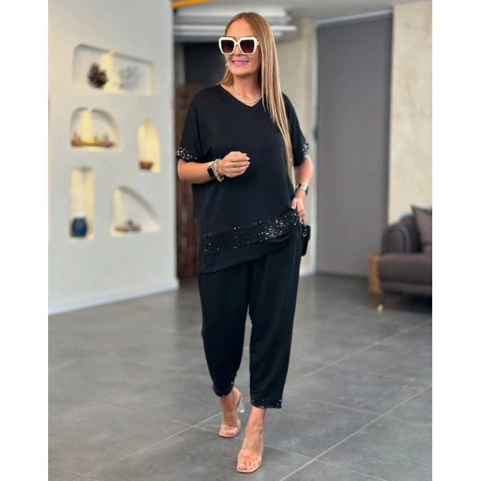 Kadın Kısa Kollu V Yakalı Pul Payetli Viskon Iki Iplik Bluz Ve Pantolon Ikili Takım
