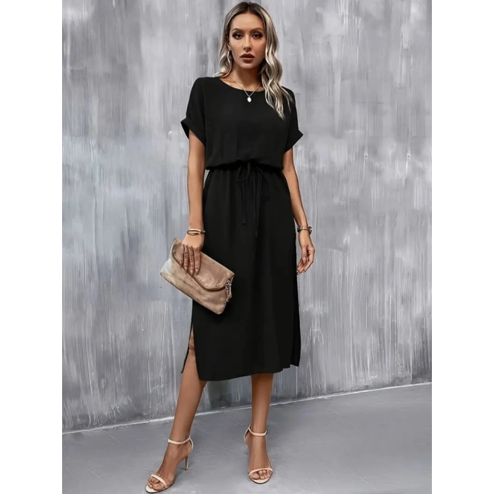 Kadın Kısa Kollu Yakası Açık Belden Bağlamalı Yırtmaçlı Viskon Elbise