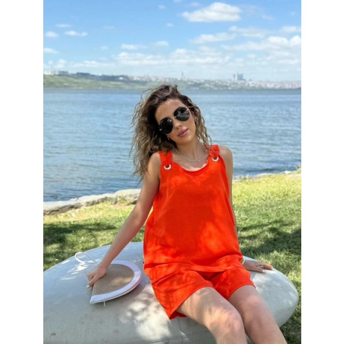 Kadın Kolsuz V Yaka Kuş Gözü Detay Bluz Short Aerobin Ikili Takım