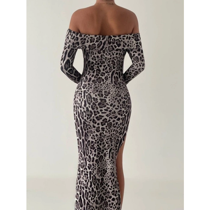 Kadın Madonna Yaka Dalgıç Kumaş Leopar Desen Maxi Boy Derin Yırtmaçlı Elbise