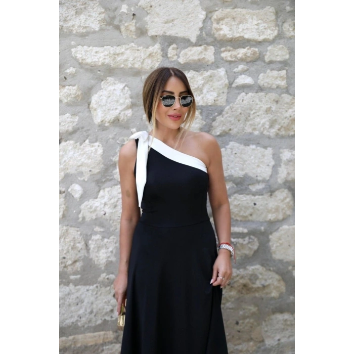 Kadın Tek Omuzu Açık Omuzlardan Kurdela Detaylı çift Renkli Ithal Krep Elbise