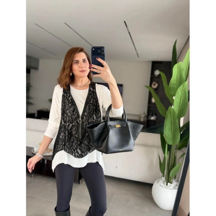 Kadın Uzun Kollu Asimetrik Kesim Bluz Ve Dantel Güpür Transparan Detay Fermuarlı Yelek Ikili Takım