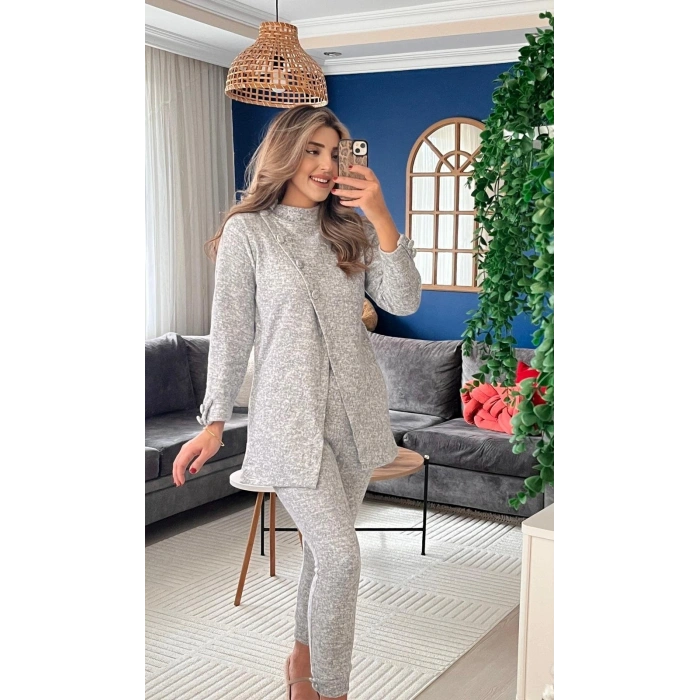 Kadın Uzun Kollu Balıkçı Yaka önden Düğmeli Bluz Ve Pantolon Yumoş Ikili Takım