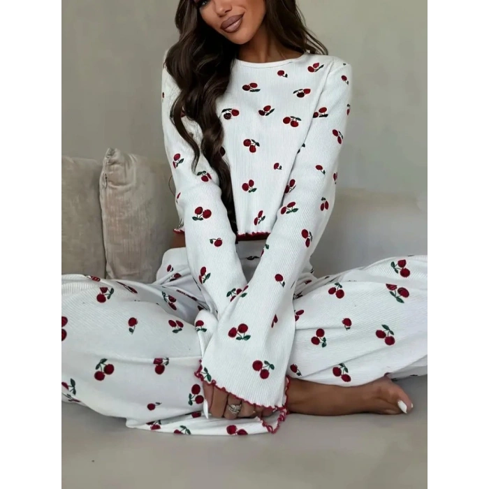 Kadın Uzun Kollu Bisiklet Yaka Desenli Burgu Bluz Ve Pijama Ikili Takım