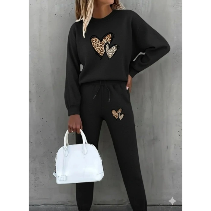 Kadın Uzun Kollu Bisiklet Yaka Kalp Desenli şardonlu üç Iplik Bluz Ve Pantolon Ikili Takım