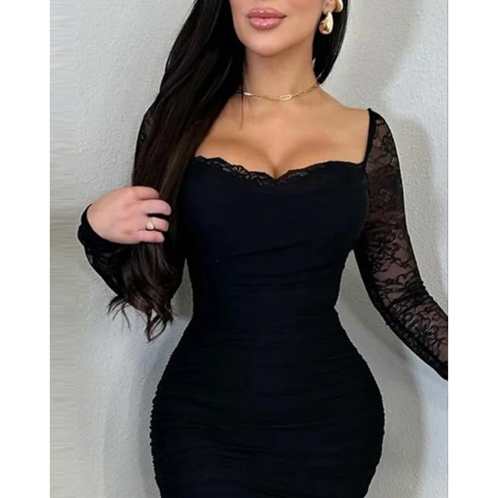 Kadın Uzun Kollu Dantelli Büzgü Detaylı Yırtmaçlı Midi Sandy Elbise