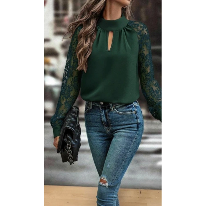 Kadın Uzun Kollu Göğüs Pencere Detay Yaka Boğazlı Kolları Tüllü Sandy Bluz