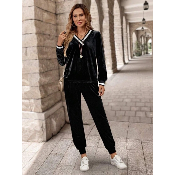 Kadın Uzun Kollu V Yaka Kadife Bluz Ve Pantolon Ikili Takım