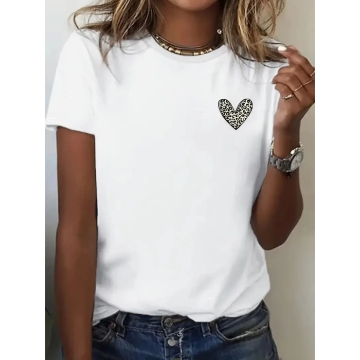 Kadınlar Için Şık Leopar Kalp Baskılı Günlük Tişört - Büyük Beden, Makinede Yıkanabilir, Sevgililer Günü - Günlük Kıyafetler Için Mükemmel- Beyaz