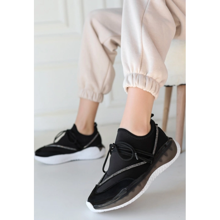 Liney Siyah Rugan Bağcıklı Spor Ayakkabı