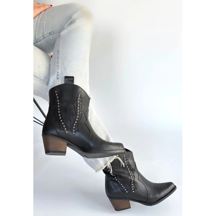 Matin Siyah Cilt Topuklu Bot
