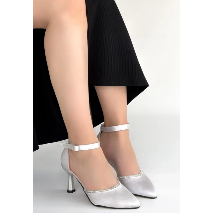 Mejja Gri Saten Topuklu Ayakkabı