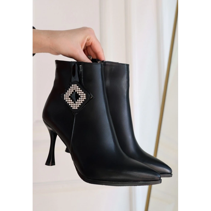 Moose Siyah Cilt Topuklu Bot