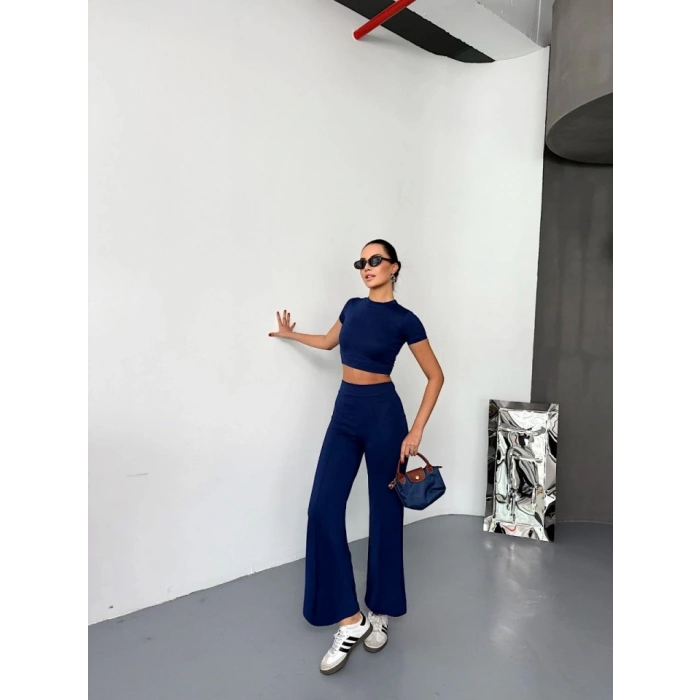 Osy Modal Yumuşak Dokulu Kumaş Kısa Kollu Crop Alt Ispanyol Paça Pantalon Ikili Takım - Lacivert