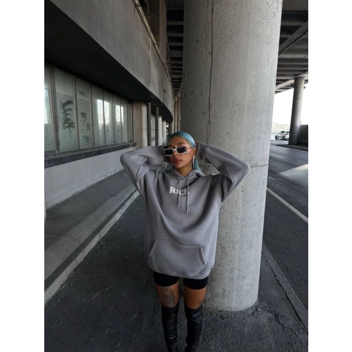 Uzun Kol Kapşonlu Göğüs Baskılı SweatShirt - Gri
