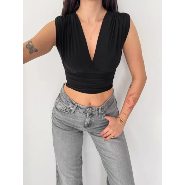 Vatkalı Kolsuz V Yaka Drapeli Crop Bluz Likralı Fit - Siyah