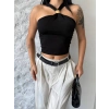 Kadın Toka Detay Halter Yaka Sandy Bluz