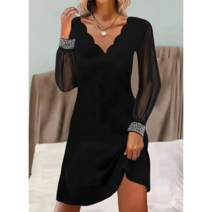 Kadın Uzun Kollu V Yaka Lazer Kesimli Tül Detaylı Mini Ithal Krep Elbise