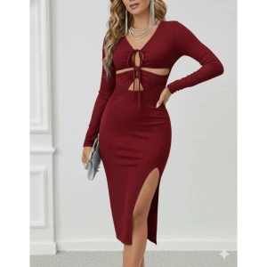 Kadın Uzun Kollu Göğüs Ve Göbek Dekolte Detay Sandy Midi Boy Elbise