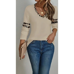 Kadın Uzun Kollu V Yakalı Leopar Desenli Viskon Iki Iplik Bluz
