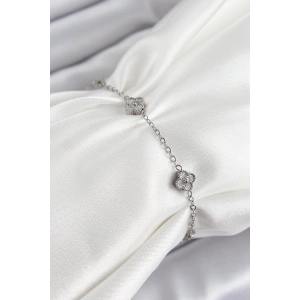 Erb 316L Çelik Yonca Model Gümüş Renk Kadın Bileklik