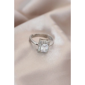 Erb Ayarlamalı Silver Renk Metal Zirkon Ve Kristal Taşlı Dikdörtgen Model Yüzük