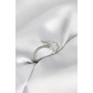 Erb Gümüş Renk Yılan Model Zirkon Taşlı Kadın Yüzük