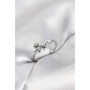 Erb Gümüş Renk Yonca Model Sedefli Kadın Yüzük