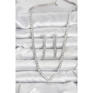 Erb Gümüş Renk Zirkon Taşlı Kadın Kolye Küpe Seti