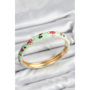 Erb Mineli Pirinç Su Yeşili Çiçek Motifli Gold Kadın Kelepçe