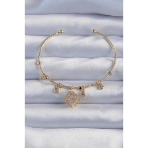 Erb Pirinç Altın Renk Zirkon Taşlı Yonca Model Charm Bileklik