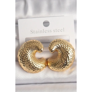 Erb Pirinç Gold Renk Yılan Sırtı İşlemeli Yarım Halka Model Kadın Küpe