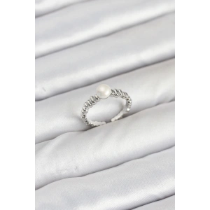 Erb Pirinç Gümüş Renk Göbek İnci Model Kadın Yüzük