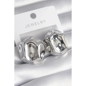 Erb Pirinç Gümüş Renk İşlemeli Top Model Kadın Küpe