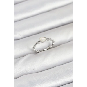 Erb Pirinç Gümüş Renk Kalpli Model Kadın Yüzük