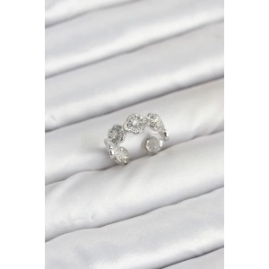 Erb Pirinç Gümüş Renk Yonca Model Kadın Yüzük