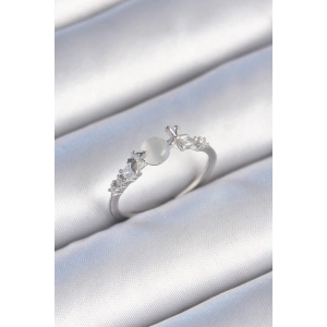 Erb Pirinç Gümüş Renk Zirkon Taşlı Beyaz Mineli Kelebek Detay Kadın Yüzük