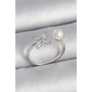 Erb Pirinç Gümüş Renk Zirkon Taşlı Çiçek Model İnci Detay Ayarlanabilir Kadın Yüzük