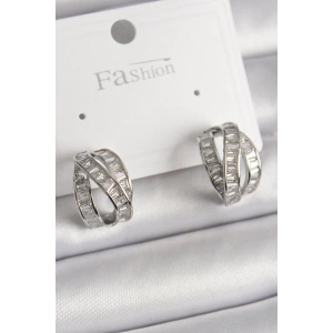 Erb Pirinç Gümüş Renk Zirkon Taşlı Düğüm Halka Model Kadın Küpe