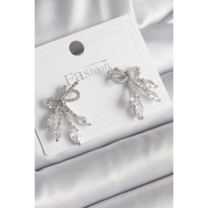 Erb Pirinç Gümüş Renk Zirkon Taşlı Düğüm Model Damla Zirkon Taşlı Kadın Küpe