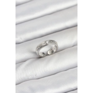 Erb Pirinç Gümüş Renk Zirkon Taşlı Kutup Yıldızı Model Kadın Yüzük