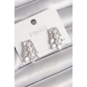 Erb Pirinç Gümüş Renk Zirkon Taşlı Yaprak Model İnci Detay Kadın Küpe