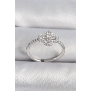 Erb Pirinç Gümüş Renk Zirkon Taşlı Yonca Model İnci Detay Kadın Yüzük