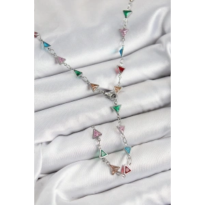 Erb Pirinç Renkli Zirkon Taşlı Üçgen Model Gümüş Renk Kadın Y Kolye