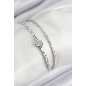 Erb Pirinç Zirkon Taşlı Kalp Model Gümüş Renk Kadın Bileklik